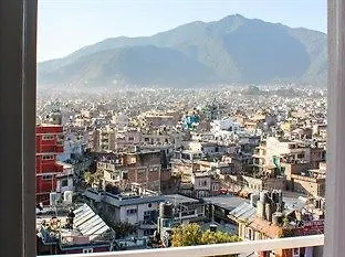 Hotel Kathmandu Garden 2*,